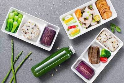 Yota 從健康餐飲到女性白領(lǐng)的健康管理伙伴